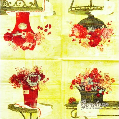 Serwetka do decoupage bukiety kwiatów w wazonach na stolikach 33x33 DUNI