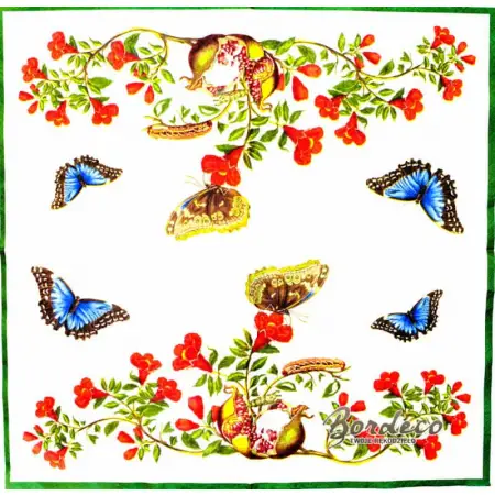 z motywem kwiatów i owoców granatu i motyli